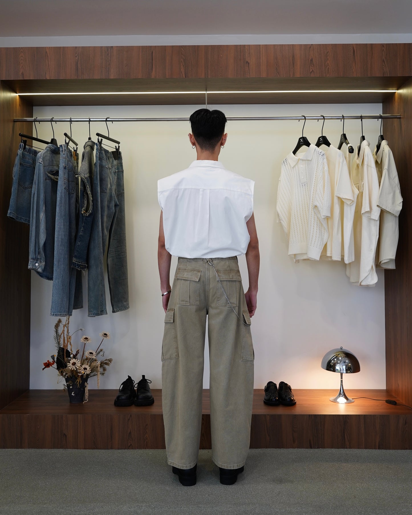 Double Pocket Sleeveless Jacket