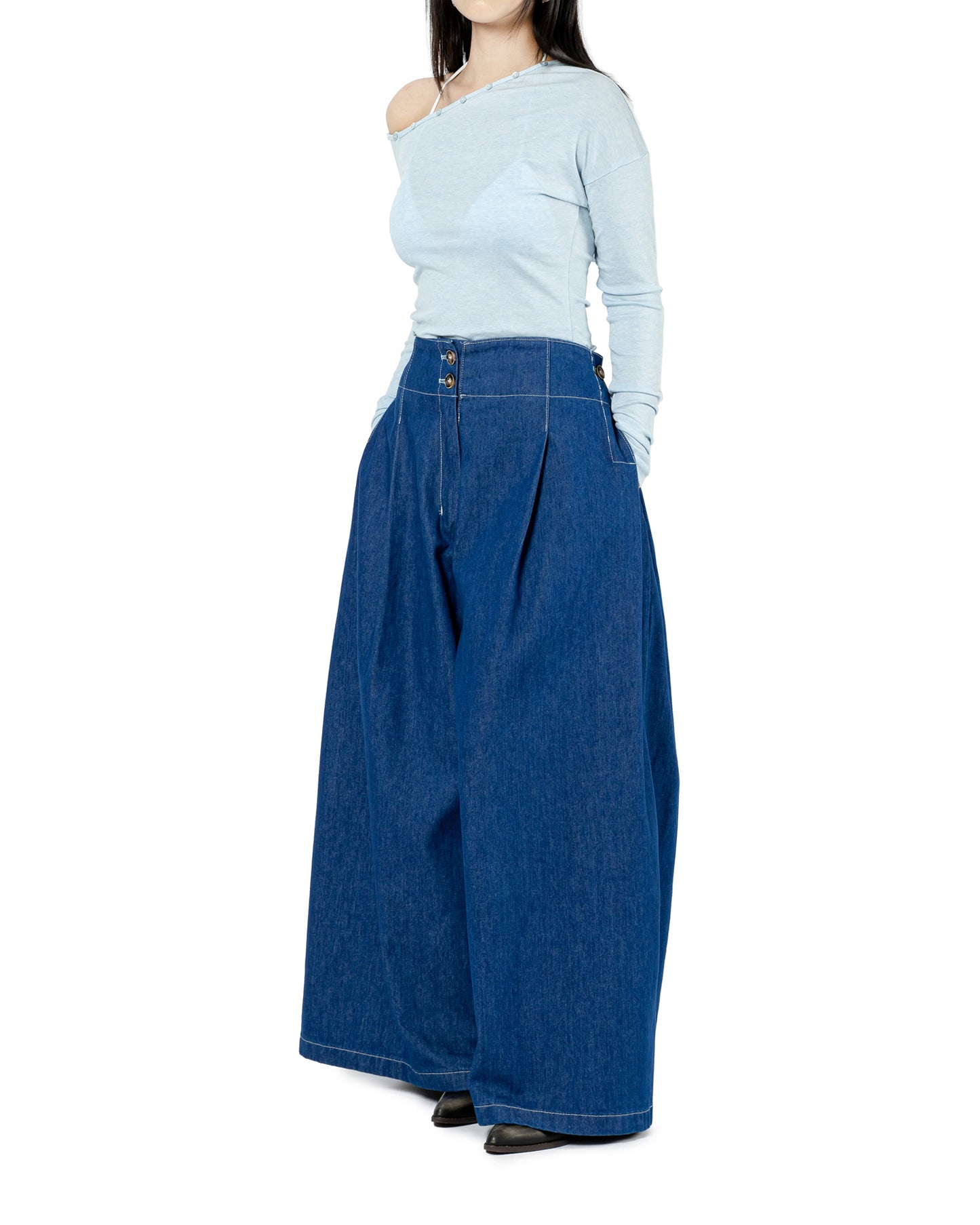 Double Button Wide Leg Jeans