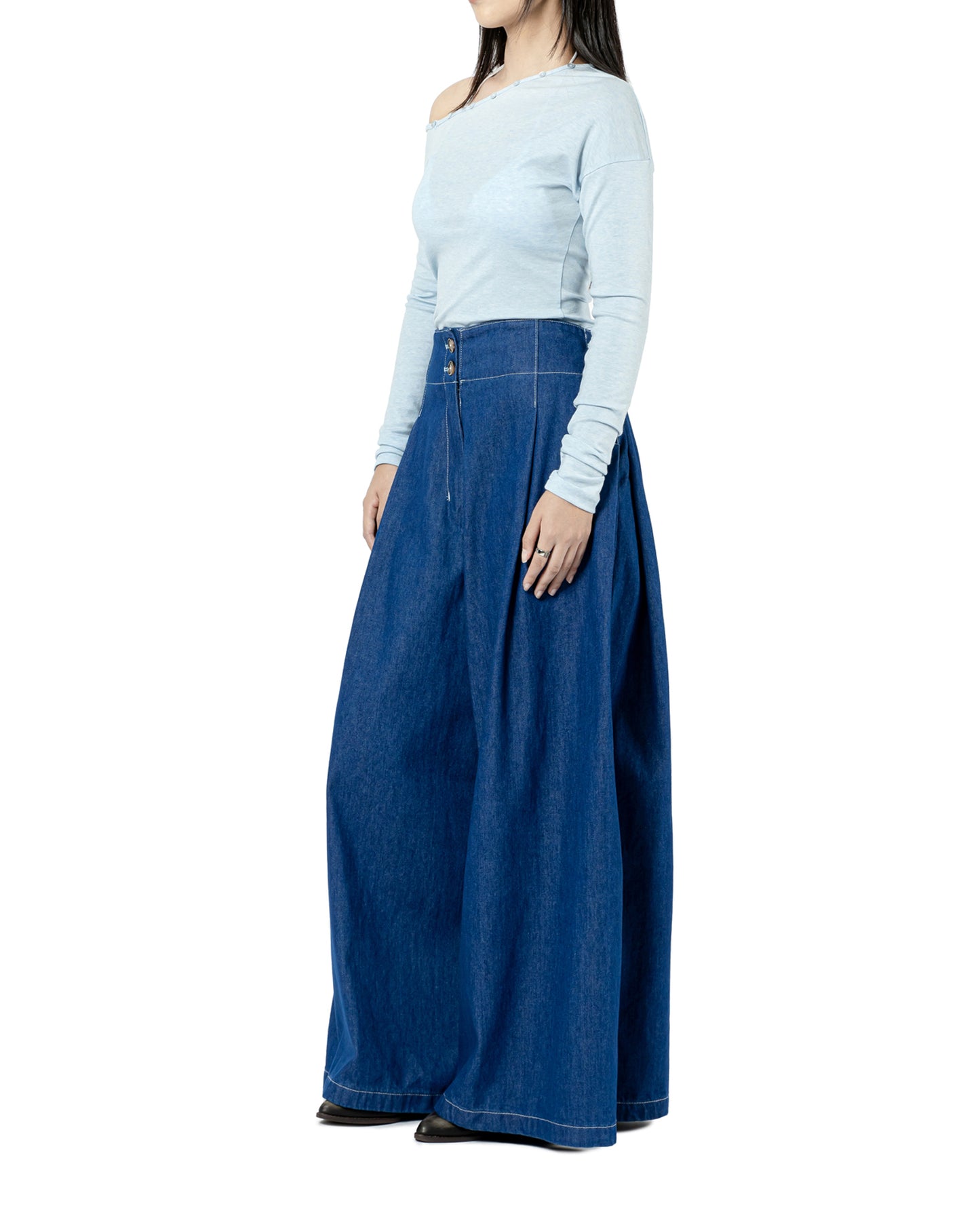 Double Button Wide Leg Jeans