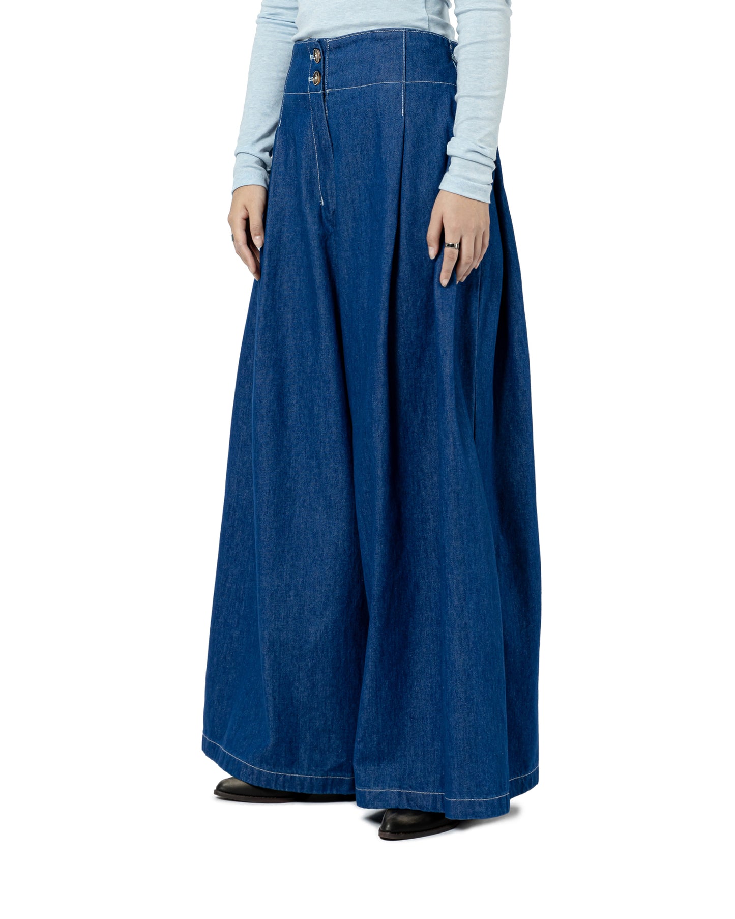 Double Button Wide Leg Jeans