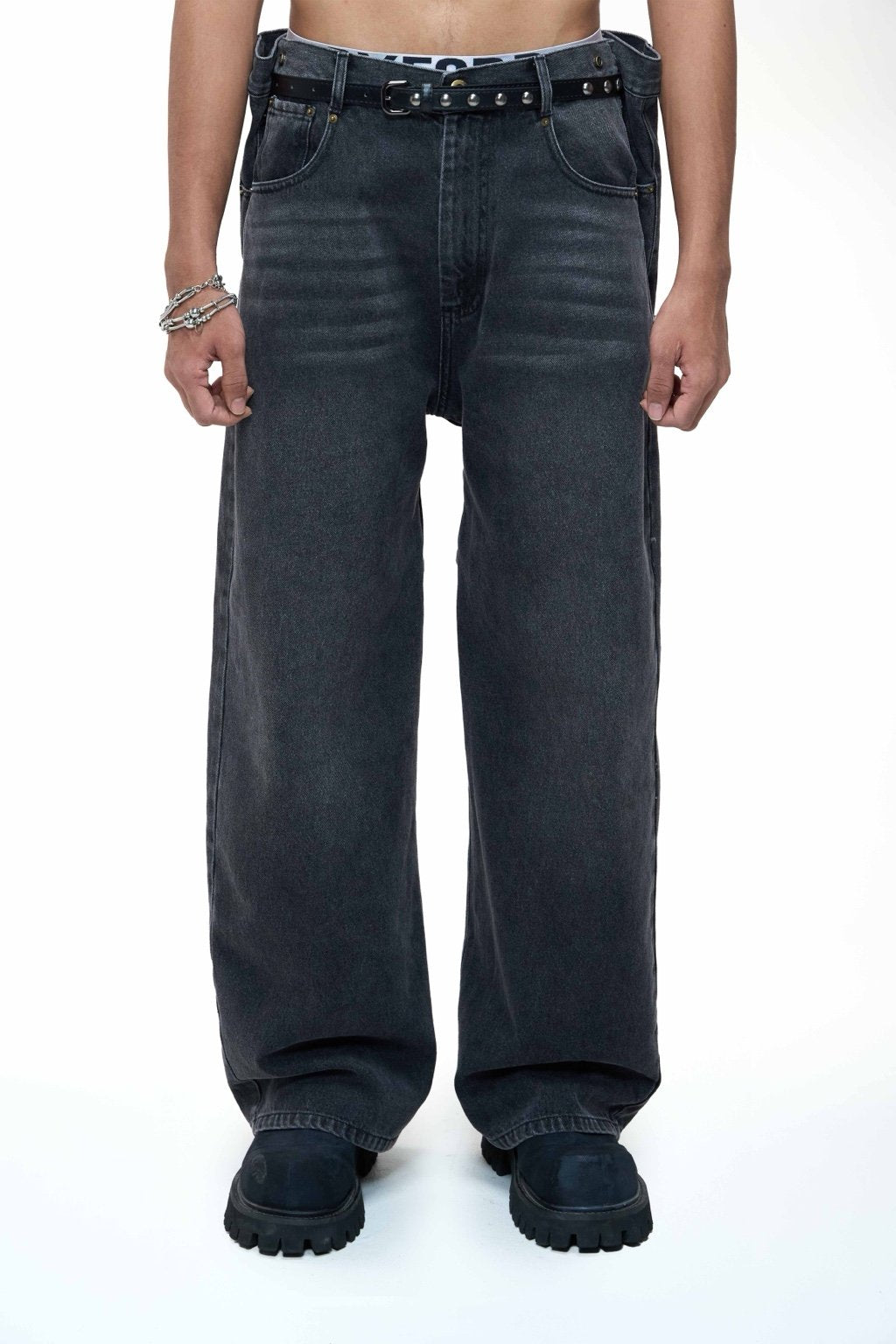 DOUBLE BACK Supershy Denim Pants