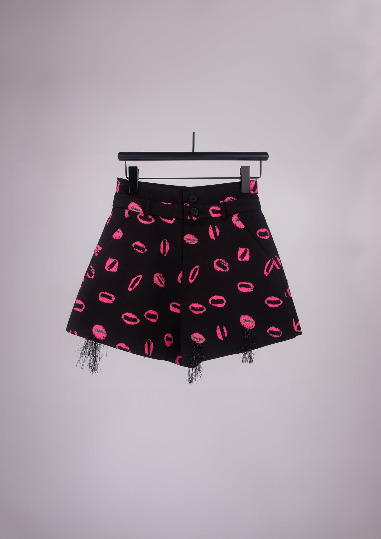 Lips Tassel Short