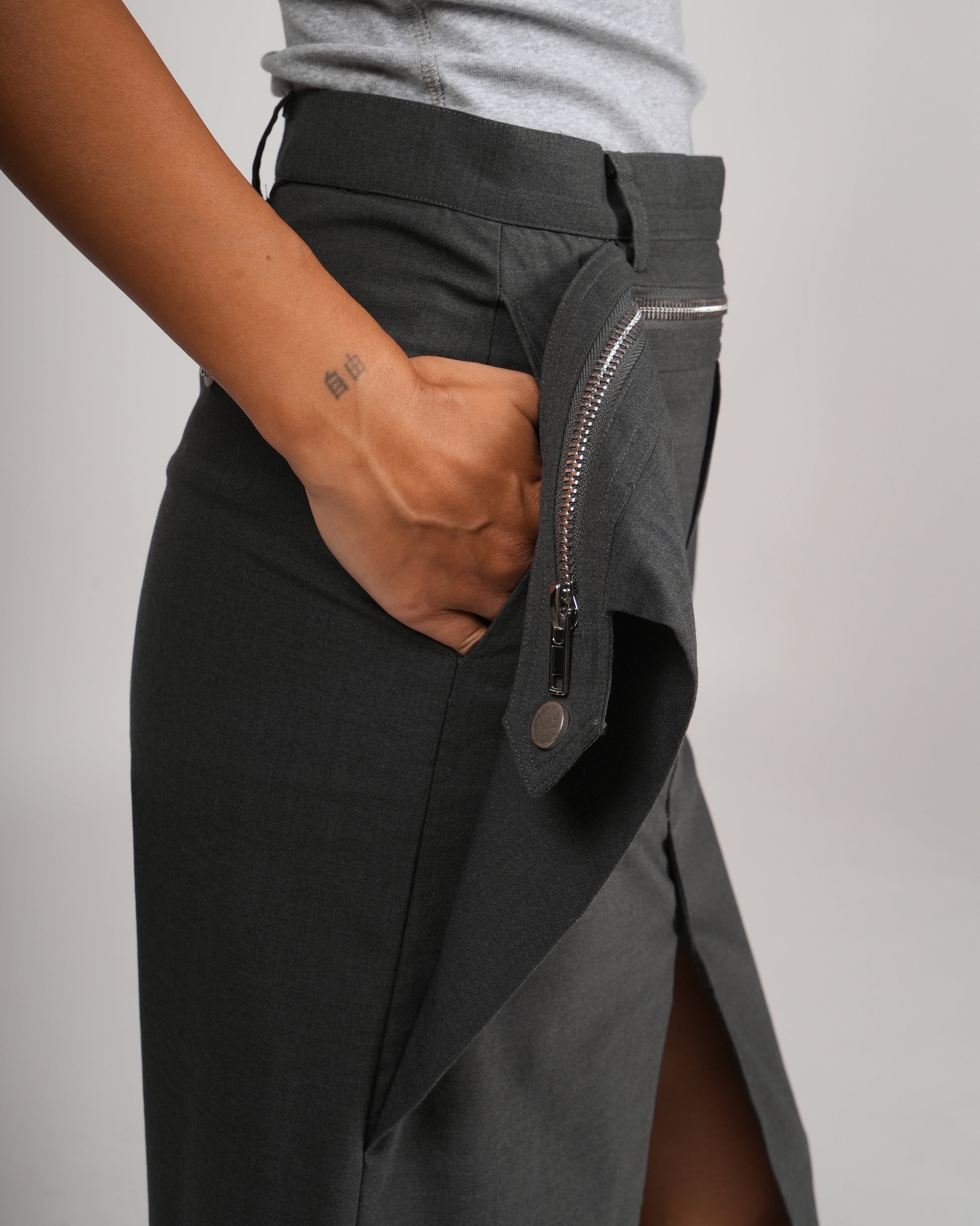 Back-Slit Tailored Skirt