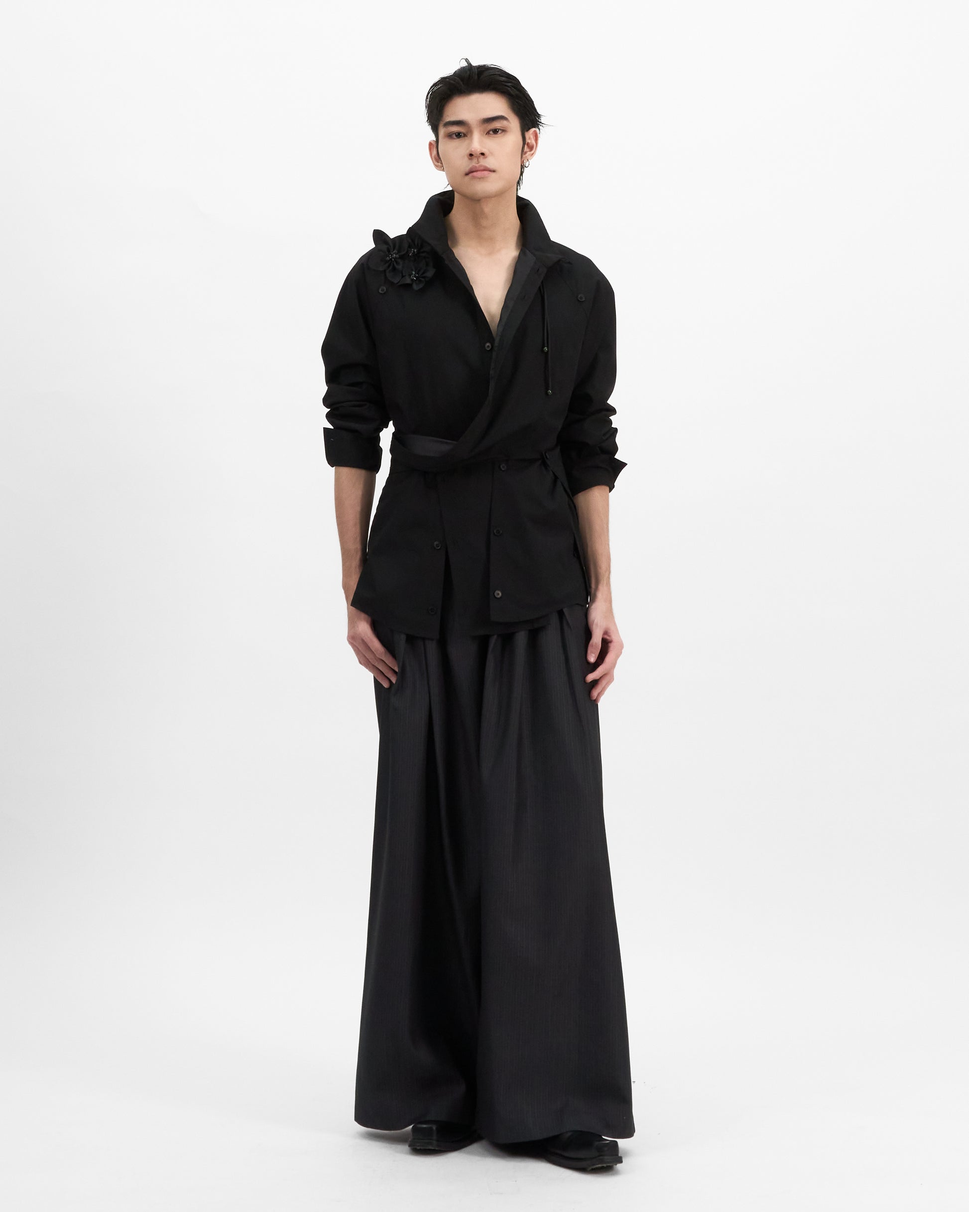 VOL.3_CH.1 Wrap-Form Tailored Shirt