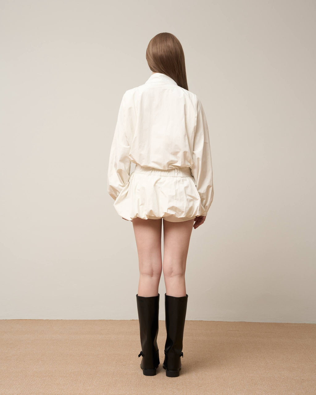 Vol.3 Ch.2 Sculptural Smocked-Waist Blouse