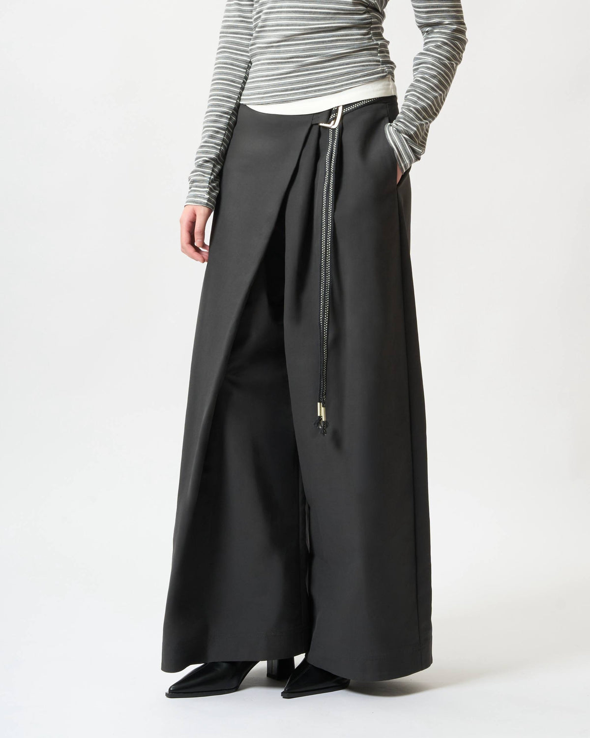 Modern Double-Layer Striped Ribbed Top