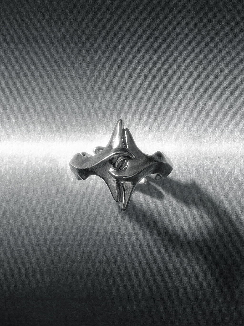 ORANDA RIFT HELIX RING(Tiny)