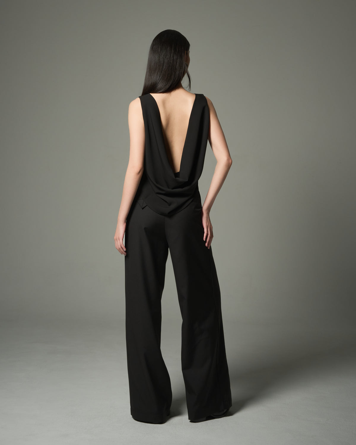 Minimal Suit Vest