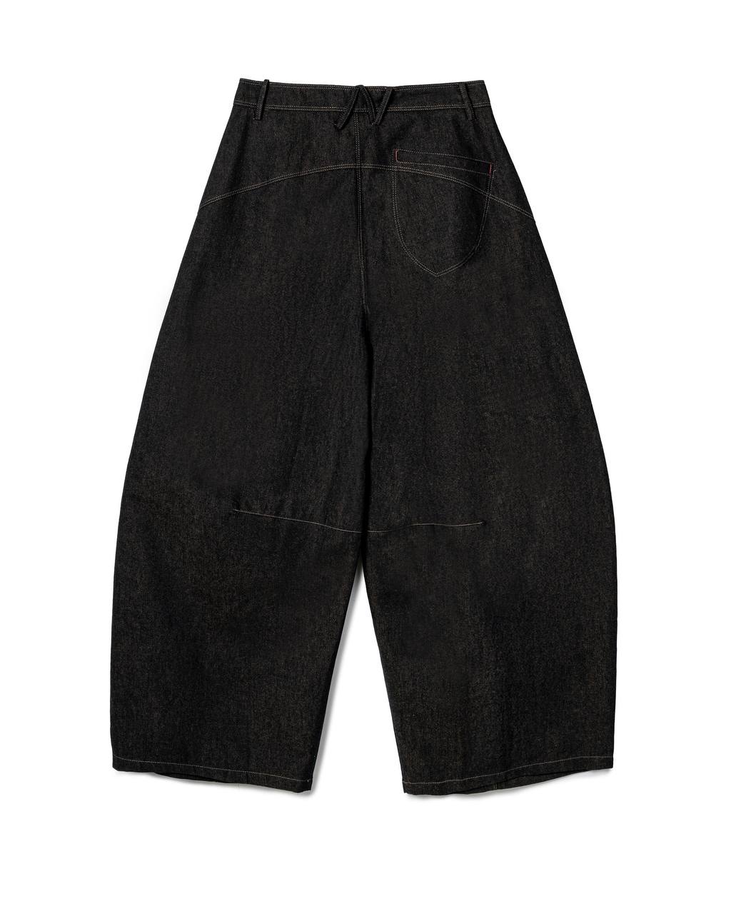 Structured Curved-Leg Jeans