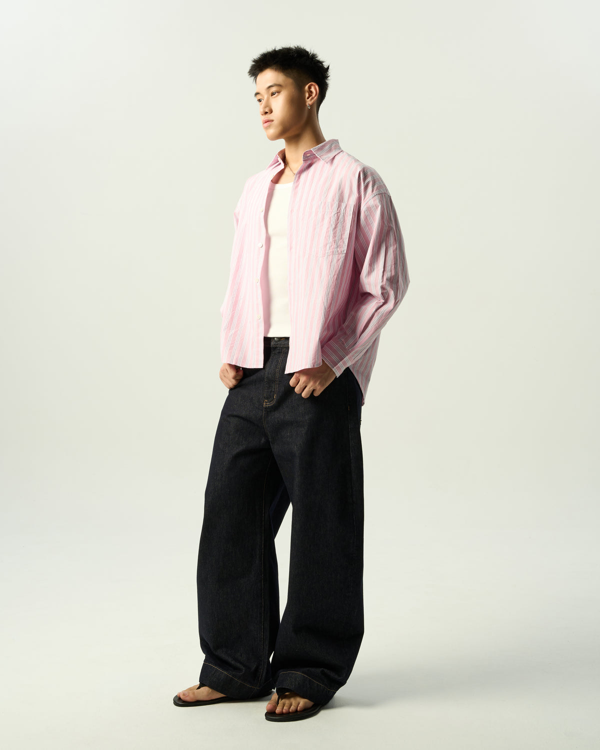 Curved Indigo Stud Jeans