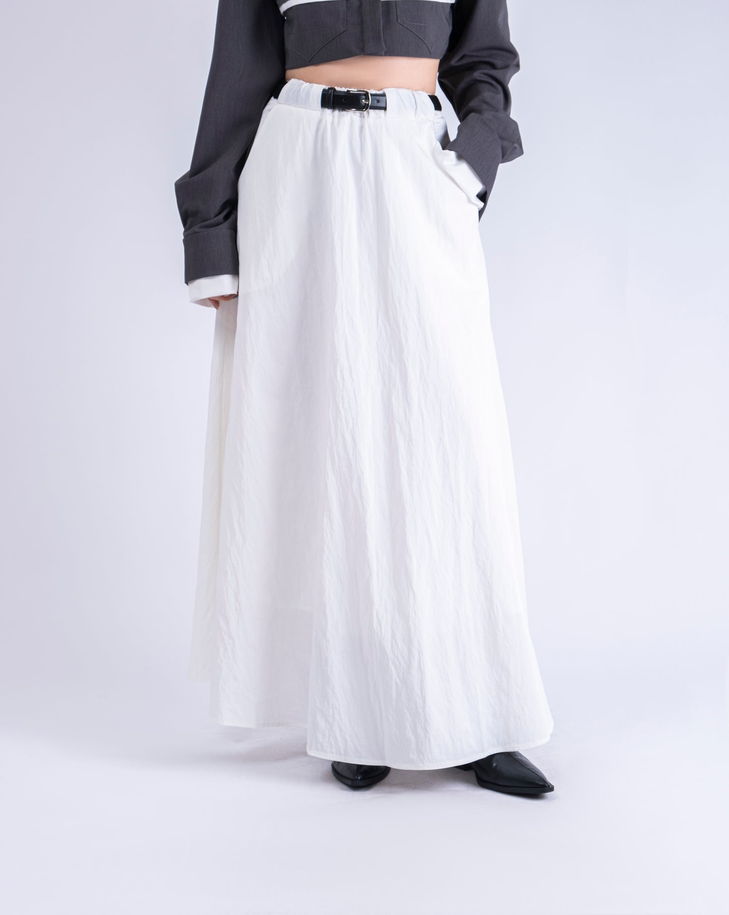 Elastic Flare Skirt with Belt