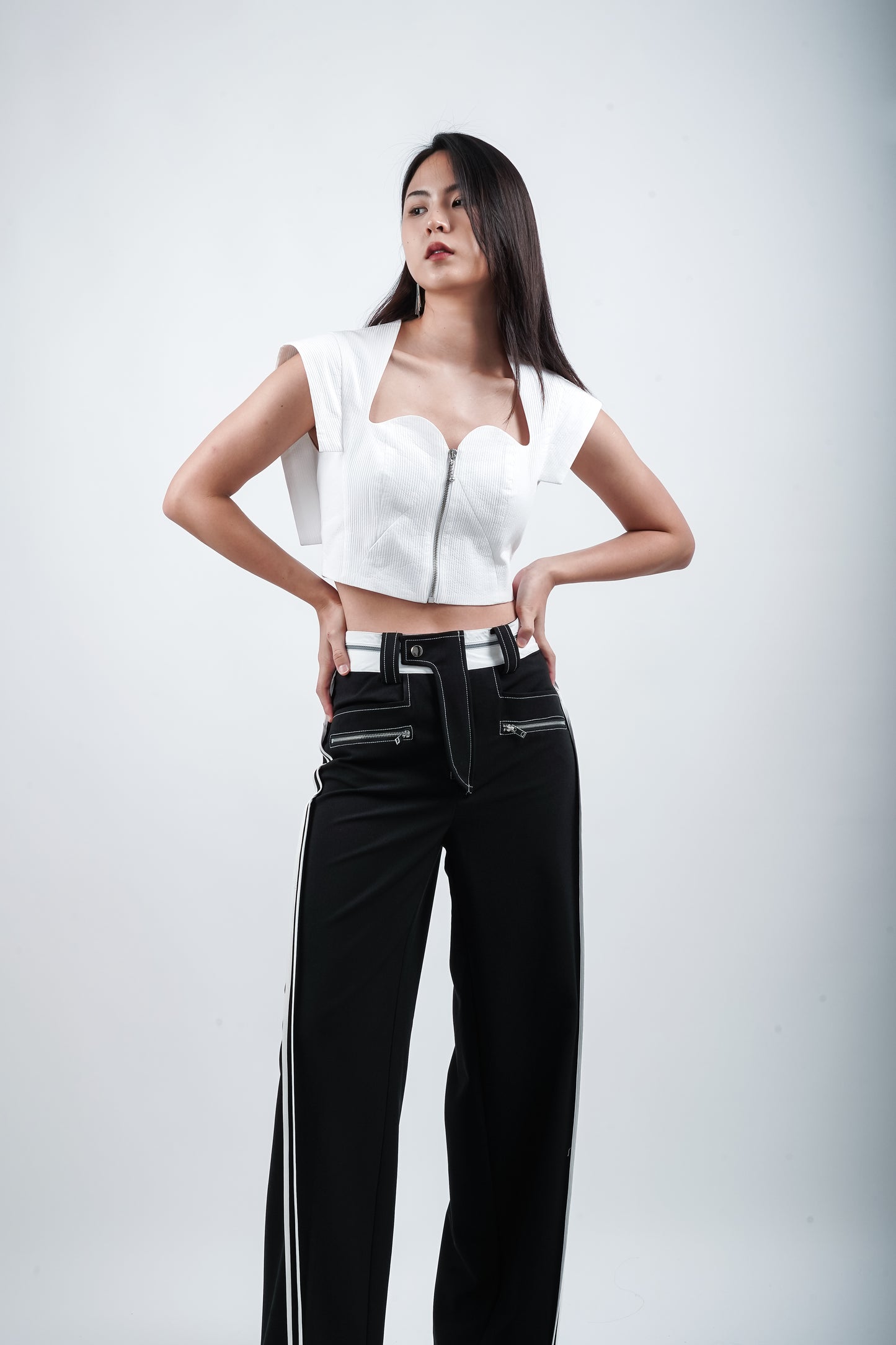 Crop Top With Zip Design